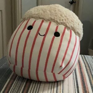 Popcorn squishmallow